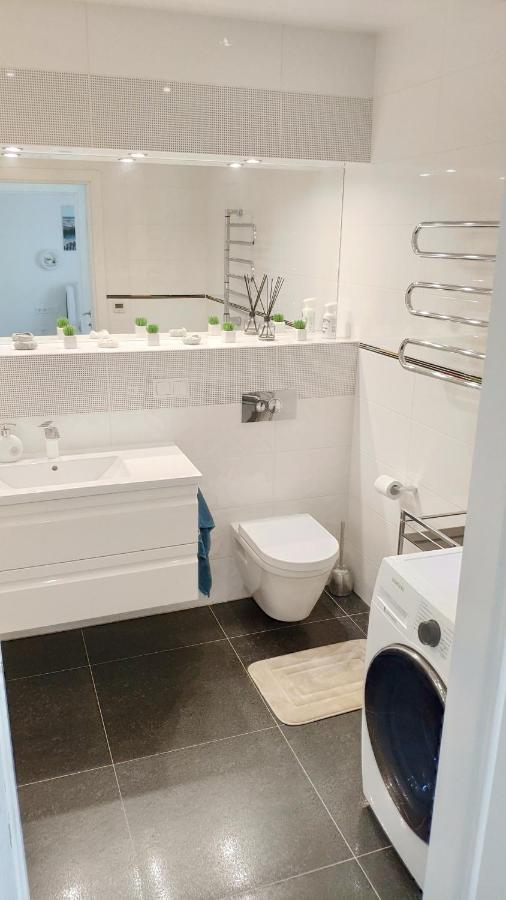 White Dune Apartment - Self Check-In Klaipėda Esterno foto